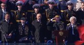 Putino Pergalės parade – fiasko: riedėjo vos vienas Antrojo pasaulinio karo laikų tankas (nuotr. stop kadras)