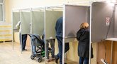 Lietuviai balsuoja rinkimuose (nuotr. fotodiena/Justino Auškelio)