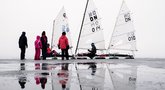 Rūkas, vėjas ledas ir extremalūs greičiai Lietuvos Ledo jachtų čempionate (nuotr. Organizatorių)