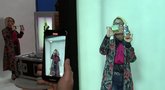 Nyderlandų bendrovė pristatė ateities vaizdo pokalbių įrenginį: bendrausime hologramomis (nuotr. stop kadras)