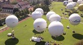 Šveicarijoje – oro balionų varžybos: varžėsi ir lietuvių komanda (nuotr. stop kadras)