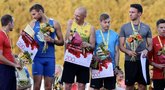 Danas Sodaitis (viduryje) – Lietuvos čempionas 4x100 metrų vyrų estafetėje. Prateam.lt nuotr.  