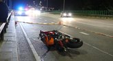 Oslo gatvėje motociklas ištaškė plastikinius stulpelius - sunkiai nukentėjęs motociklininkas ligoninėje (nuotr. Broniaus Jablonsko)