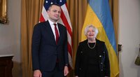 JAV iždo sekretorė Janet Yellen su Ukrainos finansų ministru Sergejumi Marčenko (nuotr. SCANPIX)