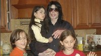 M. Jacksonas su vaikais (nuotr. Instagram)