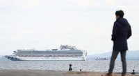 Japonijoje dėl koronaviruso karantinuotas kruizinis laivas su 3 700 keleivių (nuotr. SCANPIX)