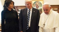 Popiežius išdrįso pajuokauti apie Trumpo stotą (nuotr. SCANPIX)