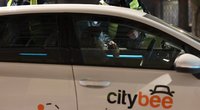 Neužrakintu „Citybee“ automobiliu pasivažinėję jaunuoliai nuteisti už vagystę (nuotr. Broniaus Jablonsko)