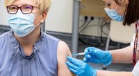 Premjerė Ingrida Šimonytė paskiepyta „AstraZeneca“ vakcina (nuotr. Fotobankas)  