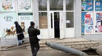 Charkovo gatvės nusidažė civilių krauju – raketa nuplėšė moteriai koją  