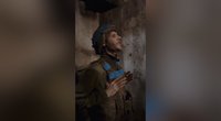 Širdį verianti akimirka: aidint sprogimams Ukrainos karys Mariupolyje atliko „Kalush Orchestra“ dainą (nuotr. stop kadras)