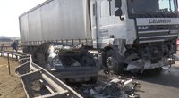 Kaune – skaudi tragedija: BMW vairuotojas žuvo vietoje  
