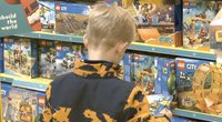 Žaislų parduotuvėse – stebinančios kainos: kone dvigubai brangiau nei užsienyje (nuotr. stop kadras)
