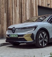 Elektrinio „Renault Megane e-Tech“ testas: Daugiau nei tik stilingas hečbeko ir krosoverio hibridas 