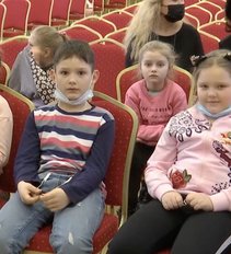 Ukrainiečių vaikai jau žygiuoja į pamokas Lietuvoje: papasakojo, kuo skiriasi mūsų ir jų mokyklos