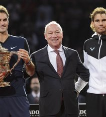 Šveicarų teniso maestro Rogeris Federeris triumfavo gimtajame Bazelio teniso turnyre