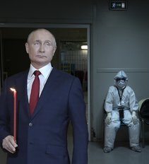 Rusijoje – sunkiai suvokiamas reiškinys: žmonės masiškai miršta, bet oficialiai pagrindo tam nėra
