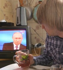 Putinas pabūgo, kad Rusijoje neliks jaunimo: reikalauja stabdyti emigraciją