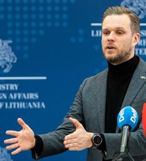 Landsbergis išreiškė palaikymą įkalintam Kremliaus kritikui Kara-Murzai: paskambino jo žmonai