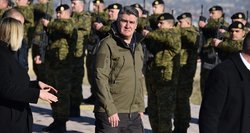 „Kaip rusų valdininkas“: įvertino Kroatijos prezidento pareiškimus apie karių atšaukimą iš Ukrainos