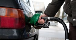 Naftai pingant, kuro kainos vartotojų netenkina