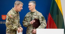 Kariuomenės vadas: Lietuvoje bus mokomi ukrainiečių kariai
