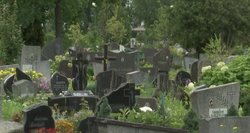 Naujovė Klaipėdoje: surasti artimųjų kapus padės išmanieji telefonai