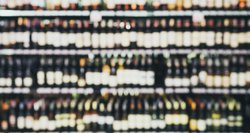 Alkoholio rinka pasikeitė: Lietuvoje žmonės perka vieną, Lenkijoje – kitą