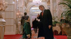 Donaldas Trumpas filme „Vienas namuose 2“ (nuotr. stop kadras)