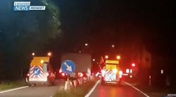 Paviešino vaizdo įrašą, kaip traukinys Italijoje rėžėsi į lietuvio sunkvežimį  
