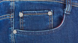 Džinsuose pastebėjote mažą kišenėlę? Štai, kam ji skirta (nuotr. 123rf.com)