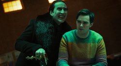Nicolas Cage naujai įkūnija Drakulą siaubo komedijoje „Renfildas“  