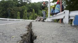 Filipinus supurtė žemės drebėjimas (nuotr. SCANPIX)