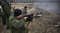 Dauguma rusų teigiamai vertina Donbase kariaujančių „savanorių“ veiklą, tačiau baiminasi karo (nuotr. SCANPIX)
