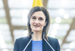 Čmilytė-Nielsen įvertino Nausėdos pareiškimus apie poreikį peržiūrėti Vyriausybės sudėtį: galbūt tai perspėjimas