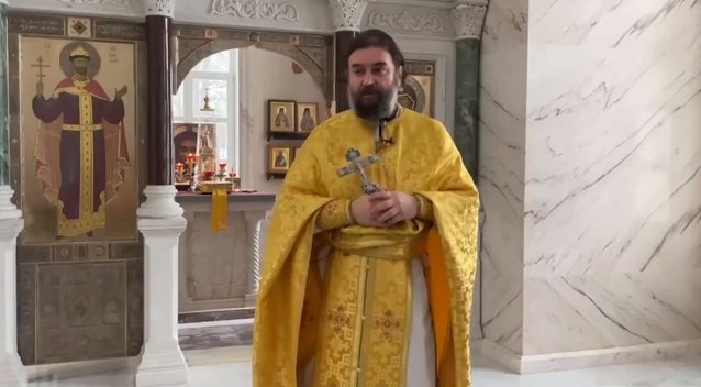 Rusijoje kunigas paaiškino, kaip reikia „teisingai“ numirti: ginklą į rankas ir į frontą (nuotr. Telegram)