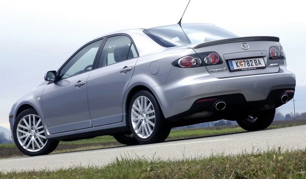 Naudota „Mazda 6 MPS“: Ne iš kelmo spirtas sedanas