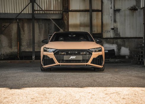 Vokiškų automobilių specialistė į pagalbą pasitelkė etanolį, jog padidintų „Audi RS7“ variklio galią iki 1000 AG