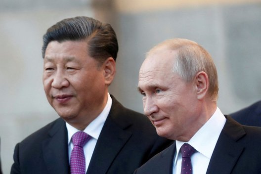 Vladimiras Putinas ir Xi Jinpingas (nuotr. SCANPIX)