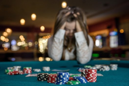 Priklausomybė lošimams (nuotr. Shutterstock.com)