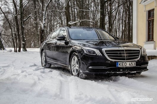 „Mercedes Benz S 560 4MATIC“ testas: Karalius mirė, tegyvuoja karalius!