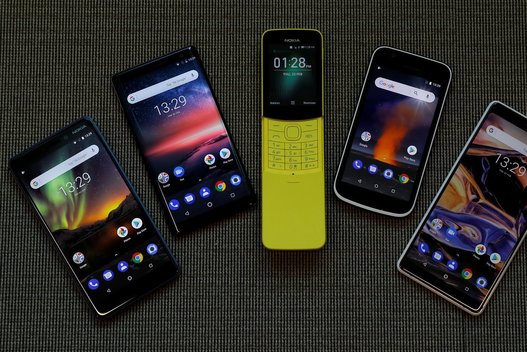 Nokia 6, Nokia 8 Sirocco, Nokia 8110, Nokia 1 ir Nokia 7 Plus (nuotr. SCANPIX)