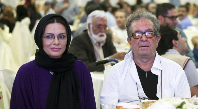 Dariushas Mehrjui su žmona Vahideh Mohammadifar  (nuotr. SCANPIX)