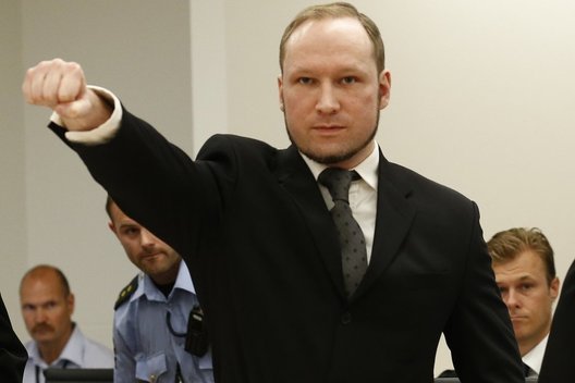 Žudikas Andersas Breivikas pradės krimsti poiltikos mokslus (nuotr. SCANPIX)