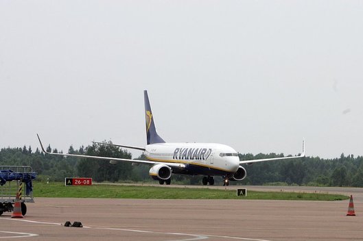 „Ryanair“ lėktuvas (nuotr. Fotodiena/Aliaus Koroliovo)