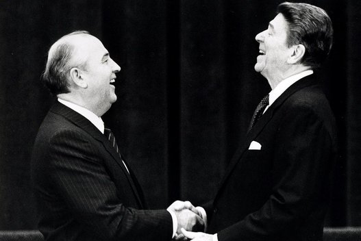 M. Gorbačiovas ir R. Reaganas (nuotr. SCANPIX)