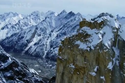 Kalnai (nuotr. iš vaizdo įrašo)