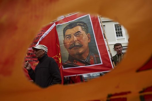 Atgimęs tirono kultas: Rusijoje dygsta paminklai Stalinui (nuotr. SCANPIX)