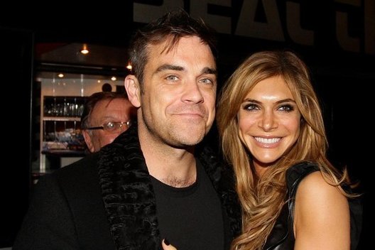 Robbie Williamsas su žmona Ayda Field (nuotr. SCANPIX)
