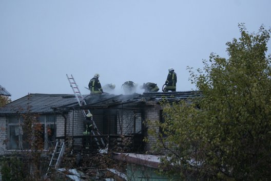Nelaimė Vilniuje: kaimynų duris padegę vilniečiai nukentėjo patys nuotr. Broniaus Jablonsko